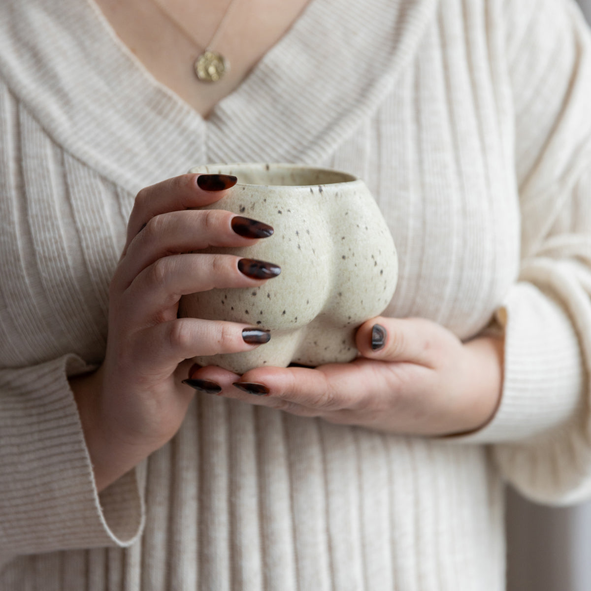 Booty Becher - Studio Amun